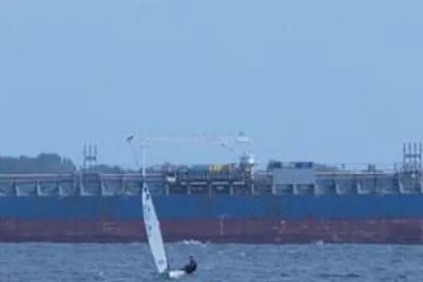 Oil/Chemical tanker for sale