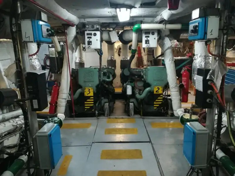 Įgulos laivas parduodamas