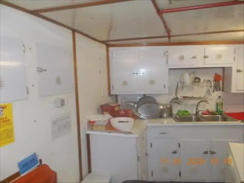 Įgulos laivas parduodamas
