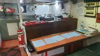 Ilgas žvejybos laivas parduodamas