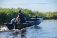 Darbiniai laivai parduodamas