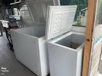 Katamaranas parduodamas