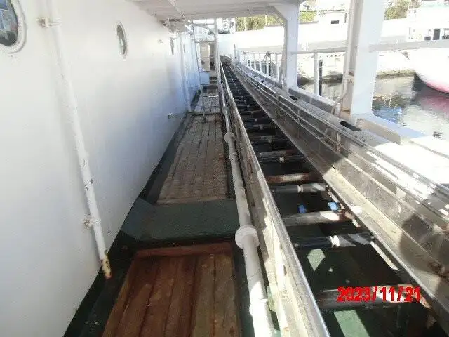 Ilgas žvejybos laivas parduodamas