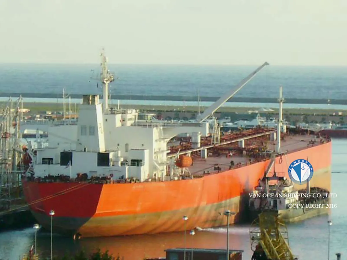 Naftos/chemijos tanklaivis parduodamas