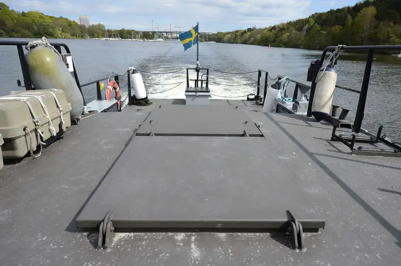 Kariniai laivai parduodamas