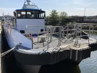 Kontainerių laivas parduodamas