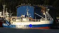 Laivas žuvims perdirbti ir pristatyti parduodamas