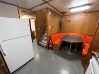 Įgulos laivas parduodamas