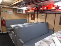 Įgulos laivas parduodamas