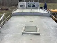 Darbiniai laivai parduodamas