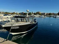 Darbiniai laivai parduodamas