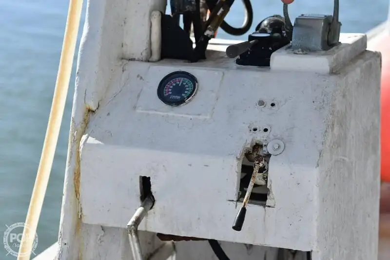Ilgas žvejybos laivas parduodamas