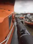 Įgulos laivas parduodamas