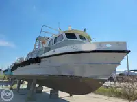 Įgulos laivas parduodamas