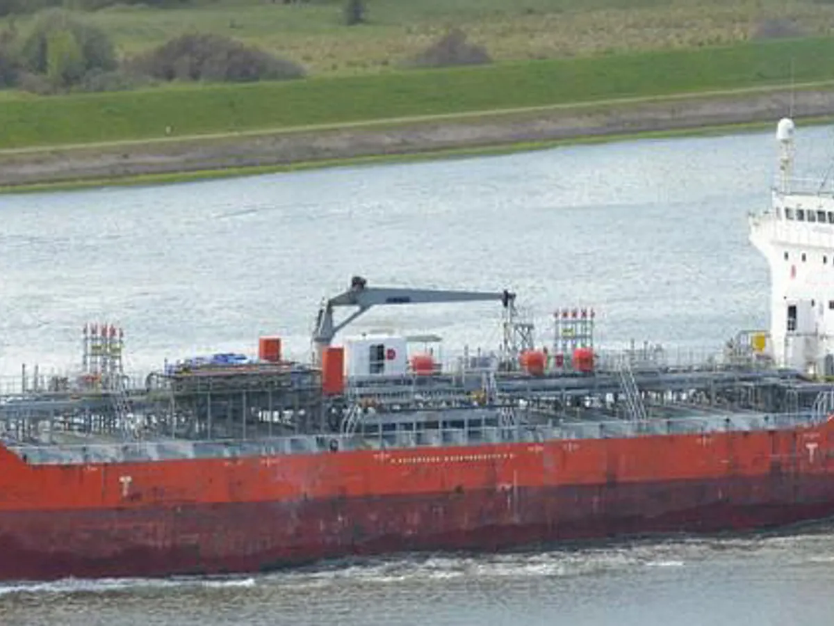 Naftos/chemijos tanklaivis parduodamas