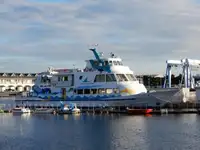 Keleivinis laivas Parduodama