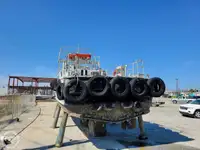 Įgulos laivas parduodamas