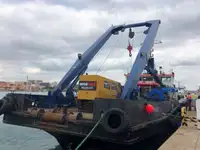 Darbiniai laivai parduodamas