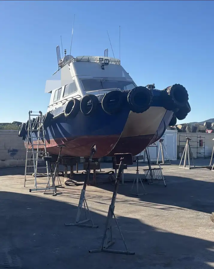 Darbiniai laivai parduodamas