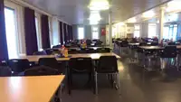 Plūduriuojantis viešbutis parduodamas