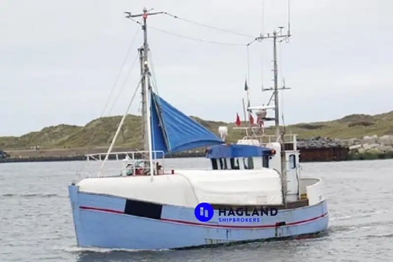 Ilgas žvejybos laivas parduodamas
