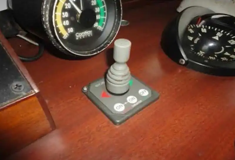 Loto laivas parduodamas