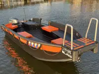 Darbiniai laivai parduodamas