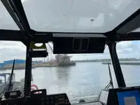 Kontainerių laivas parduodamas