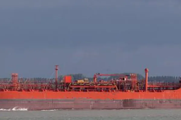 Oil/Chemical tanker for sale