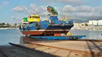 Darbiniai laivai parduodamas