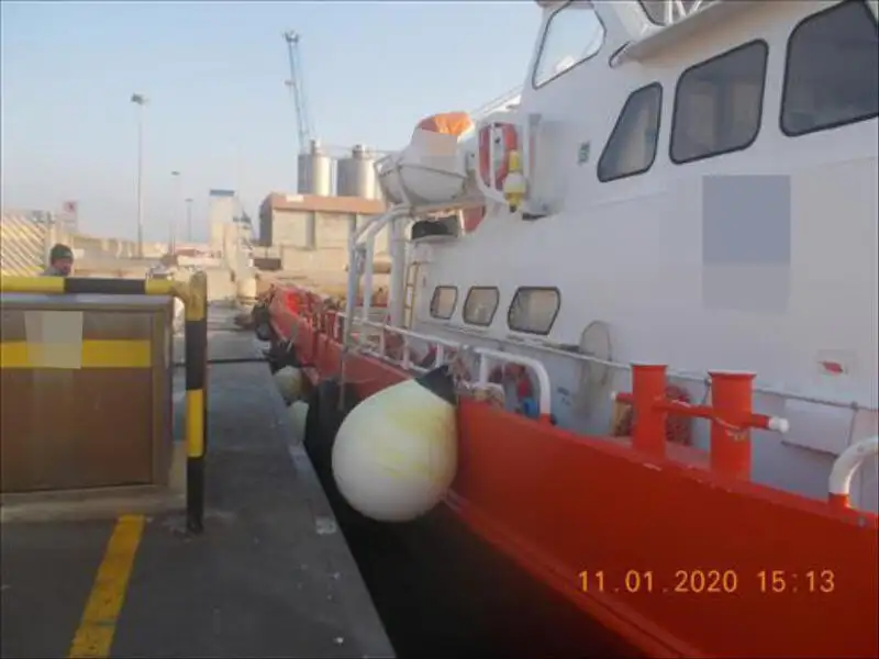 Įgulos laivas parduodamas