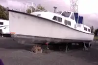 Įgulos laivas Parduodama