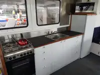 Ilgas žvejybos laivas parduodamas