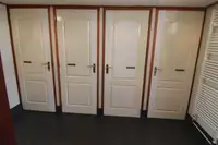 Plūduriuojantis viešbutis parduodamas