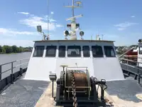 Įgulos laivas parduodamas