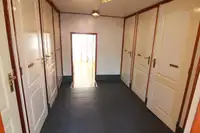 Plūduriuojantis viešbutis parduodamas