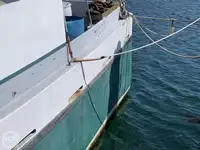 Ilgas žvejybos laivas parduodamas