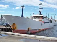 Ilgas žvejybos laivas parduodamas