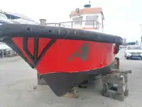 Darbiniai laivai parduodamas
