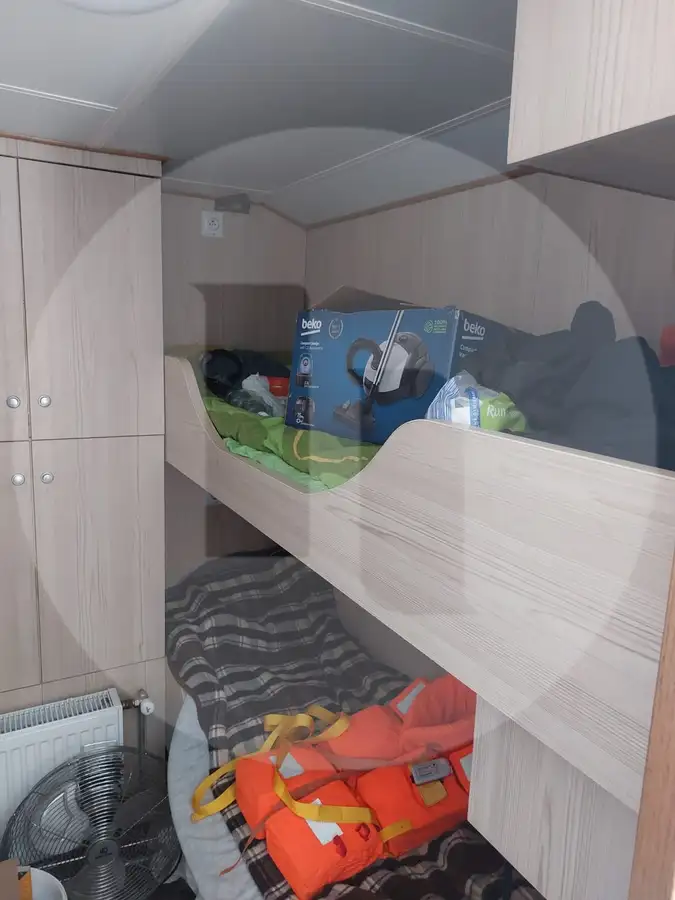 Gyvų žuvų pervežimo laivas parduodamas