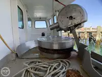 Ilgas žvejybos laivas parduodamas