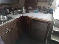 Įgulos laivas parduodamas
