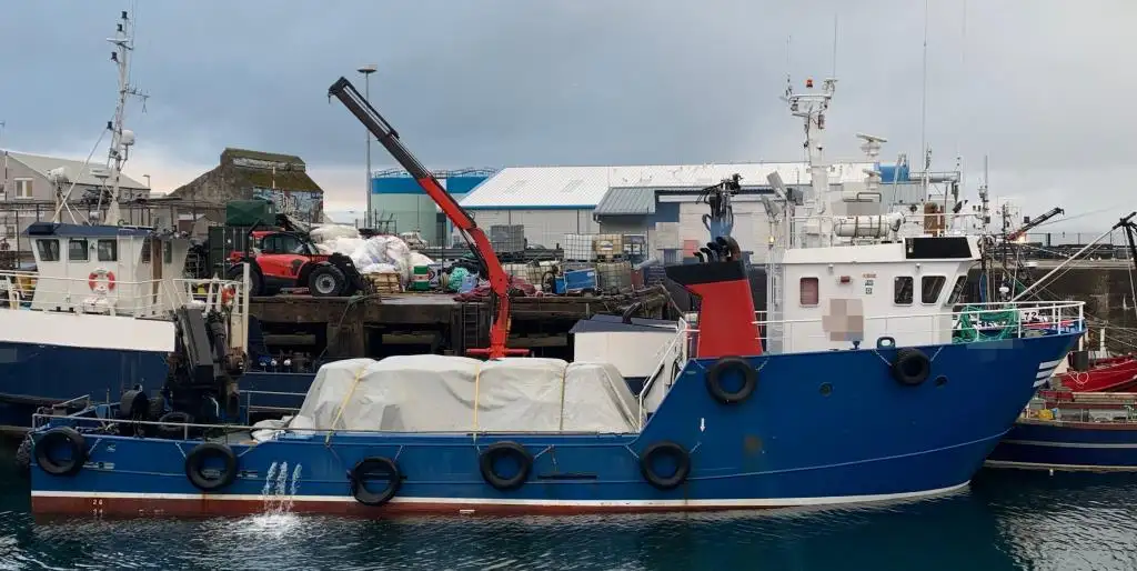 Darbiniai laivai parduodamas