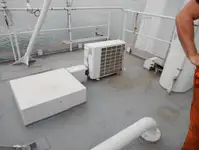 Darbiniai laivai parduodamas
