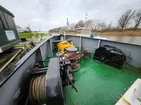 Darbiniai laivai parduodamas