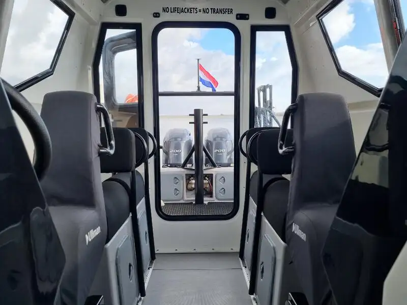 Kontainerių laivas parduodamas