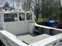 Darbiniai laivai parduodamas