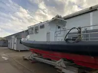Darbiniai laivai parduodamas