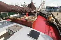 Plūduriuojantis viešbutis parduodamas