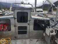 Įgulos laivas parduodamas